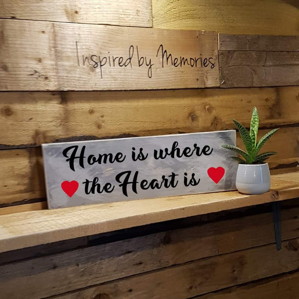 Adesivo murale Home is where the heart is Adesivo murale Home is where the heart is